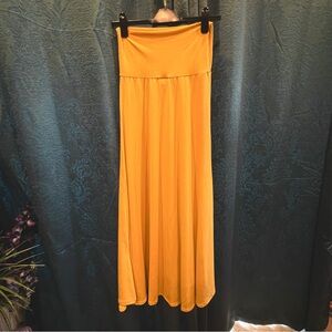 Maxi long skirt NWOT